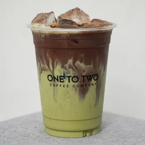 Emenu รูปภาพของ ร้าน 1:2 Coffee Company เมนู โกโก้มัทฉะเย็น